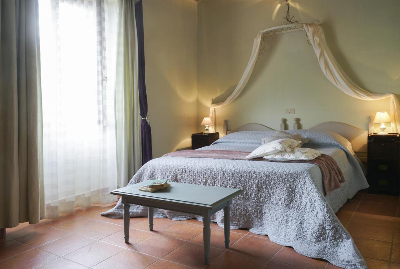 Locanda Degli Alberi ซัสเซ็ตตา ภายนอก รูปภาพ