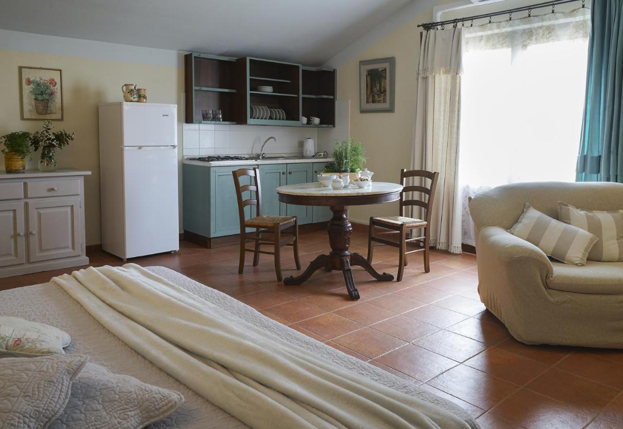 Locanda Degli Alberi ซัสเซ็ตตา ภายนอก รูปภาพ