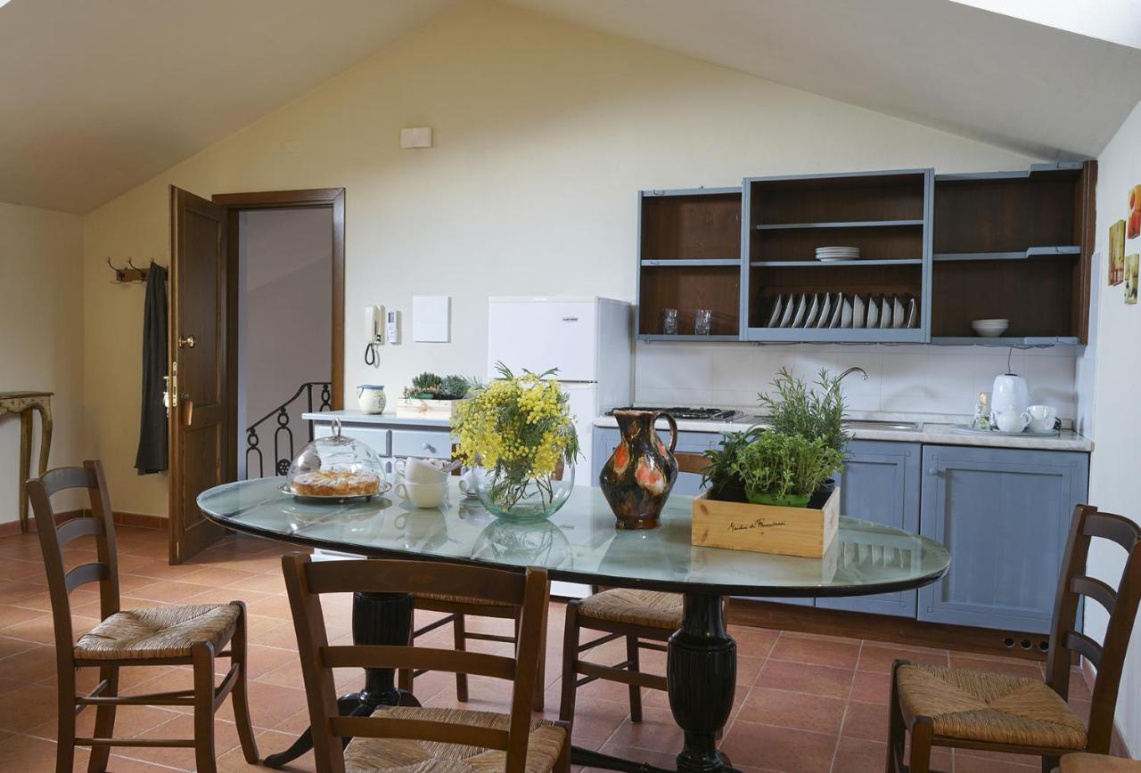 Locanda Degli Alberi ซัสเซ็ตตา ภายนอก รูปภาพ