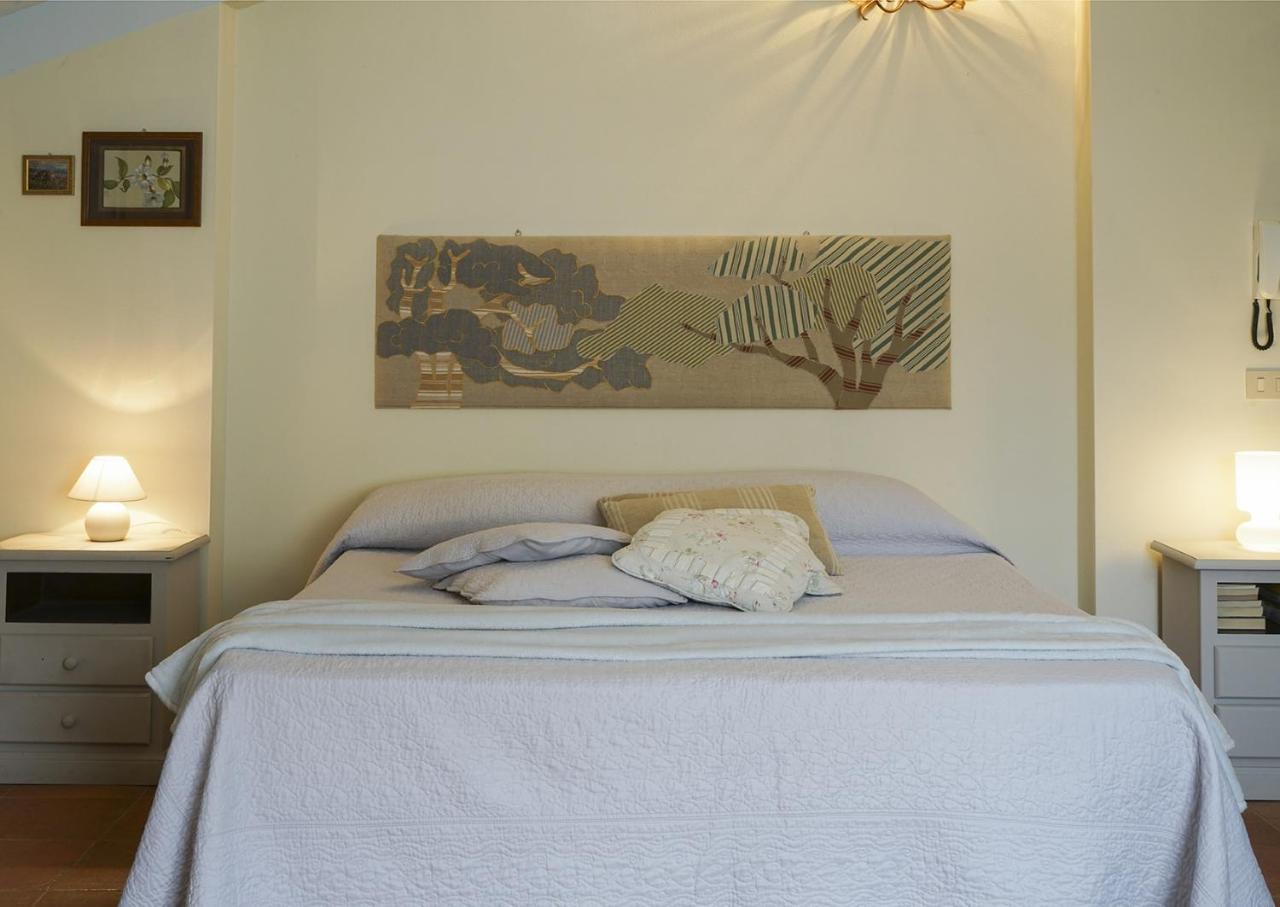 Locanda Degli Alberi ซัสเซ็ตตา ภายนอก รูปภาพ