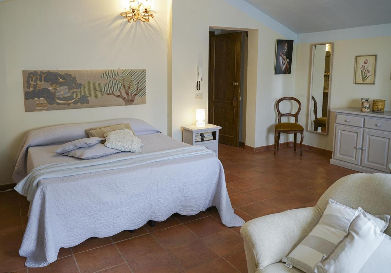 Locanda Degli Alberi ซัสเซ็ตตา ภายนอก รูปภาพ