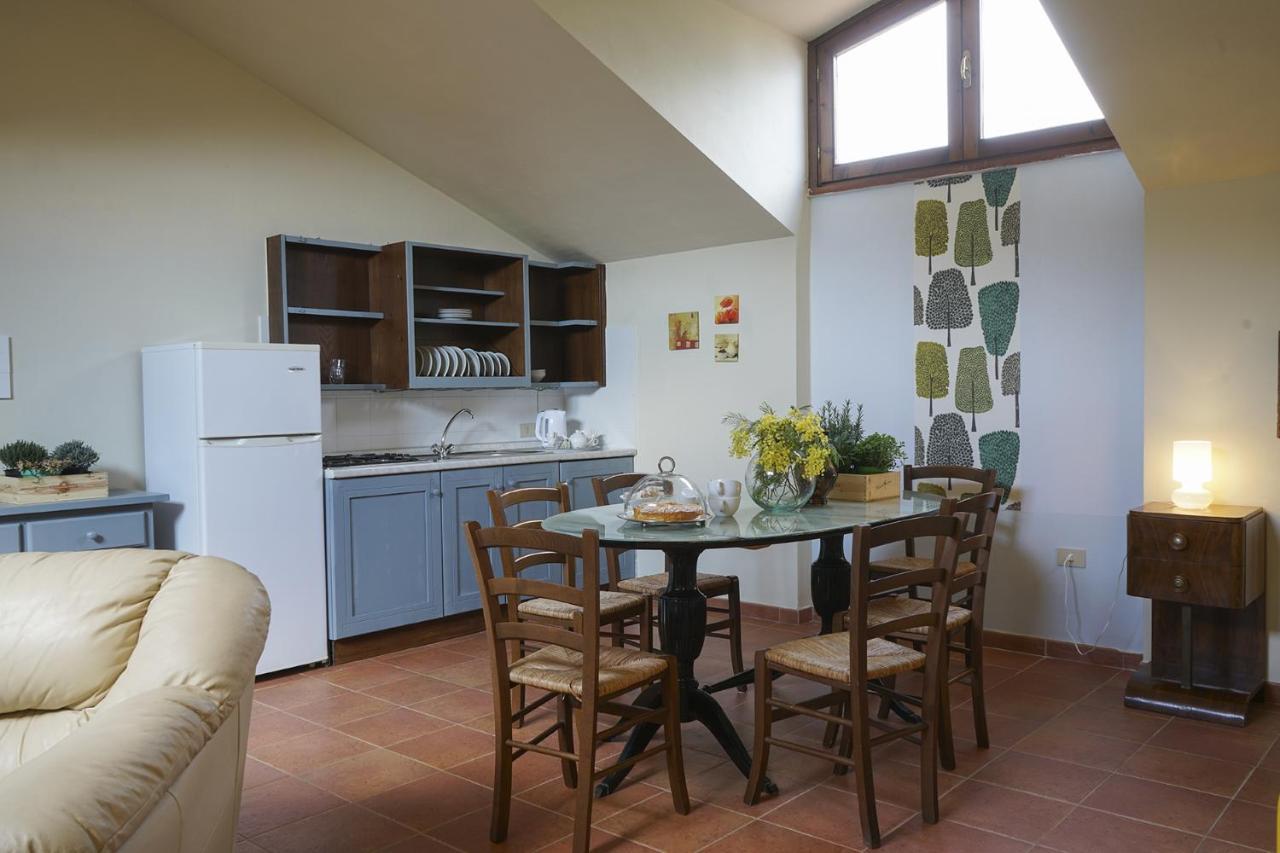 Locanda Degli Alberi ซัสเซ็ตตา ภายนอก รูปภาพ