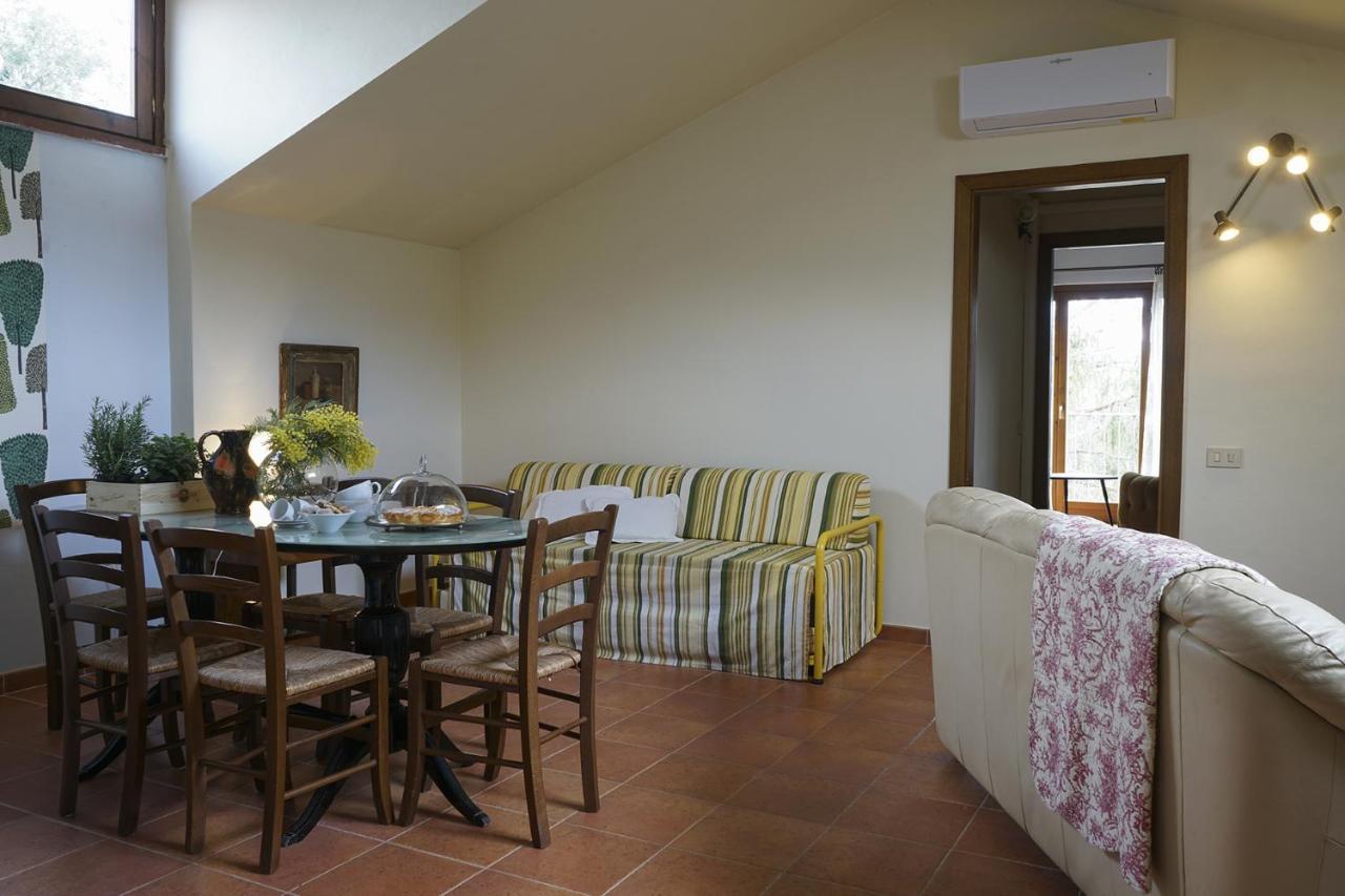 Locanda Degli Alberi ซัสเซ็ตตา ภายนอก รูปภาพ