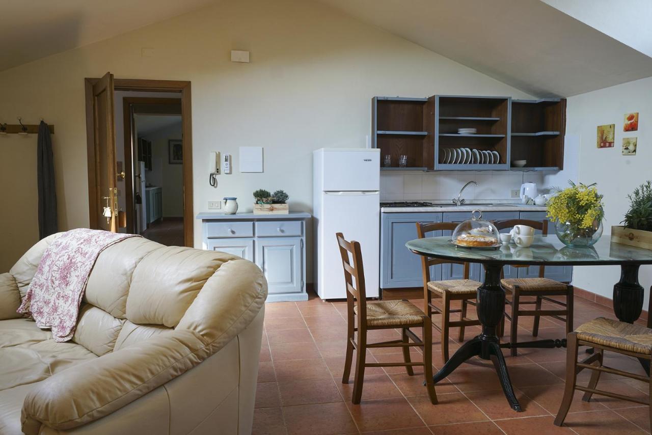 Locanda Degli Alberi ซัสเซ็ตตา ภายนอก รูปภาพ