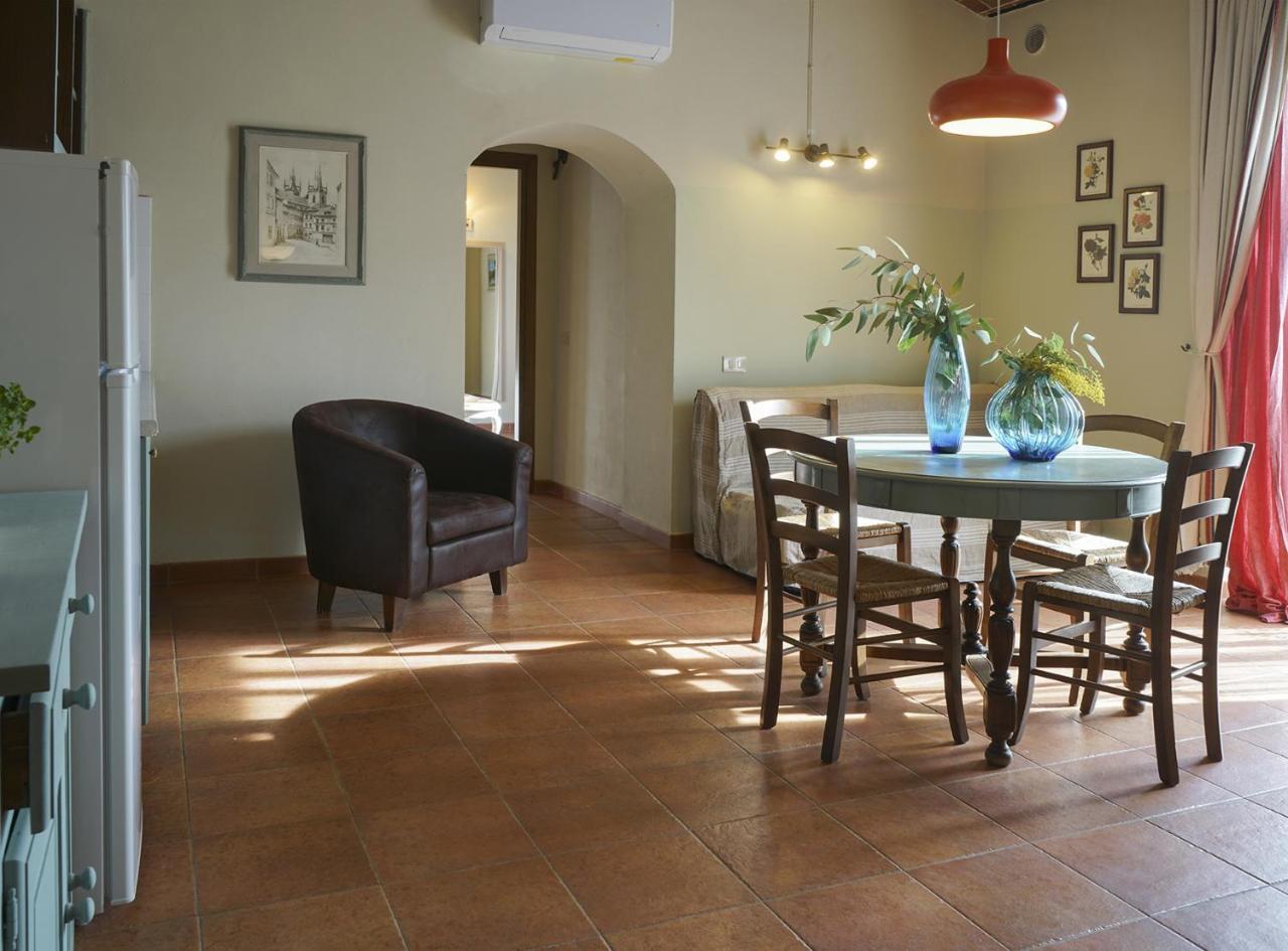 Locanda Degli Alberi ซัสเซ็ตตา ภายนอก รูปภาพ