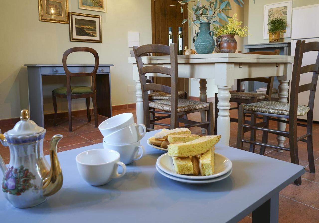 Locanda Degli Alberi ซัสเซ็ตตา ภายนอก รูปภาพ
