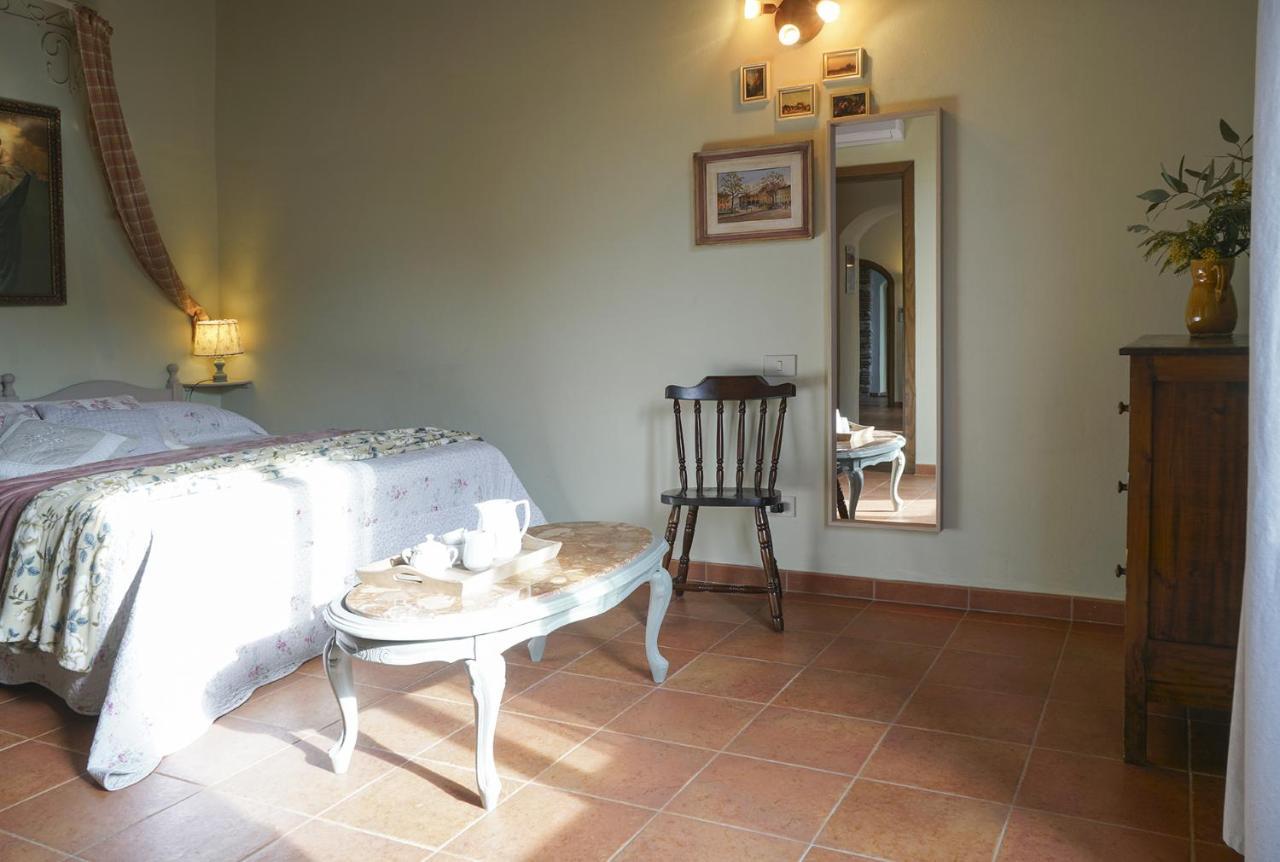 Locanda Degli Alberi ซัสเซ็ตตา ภายนอก รูปภาพ