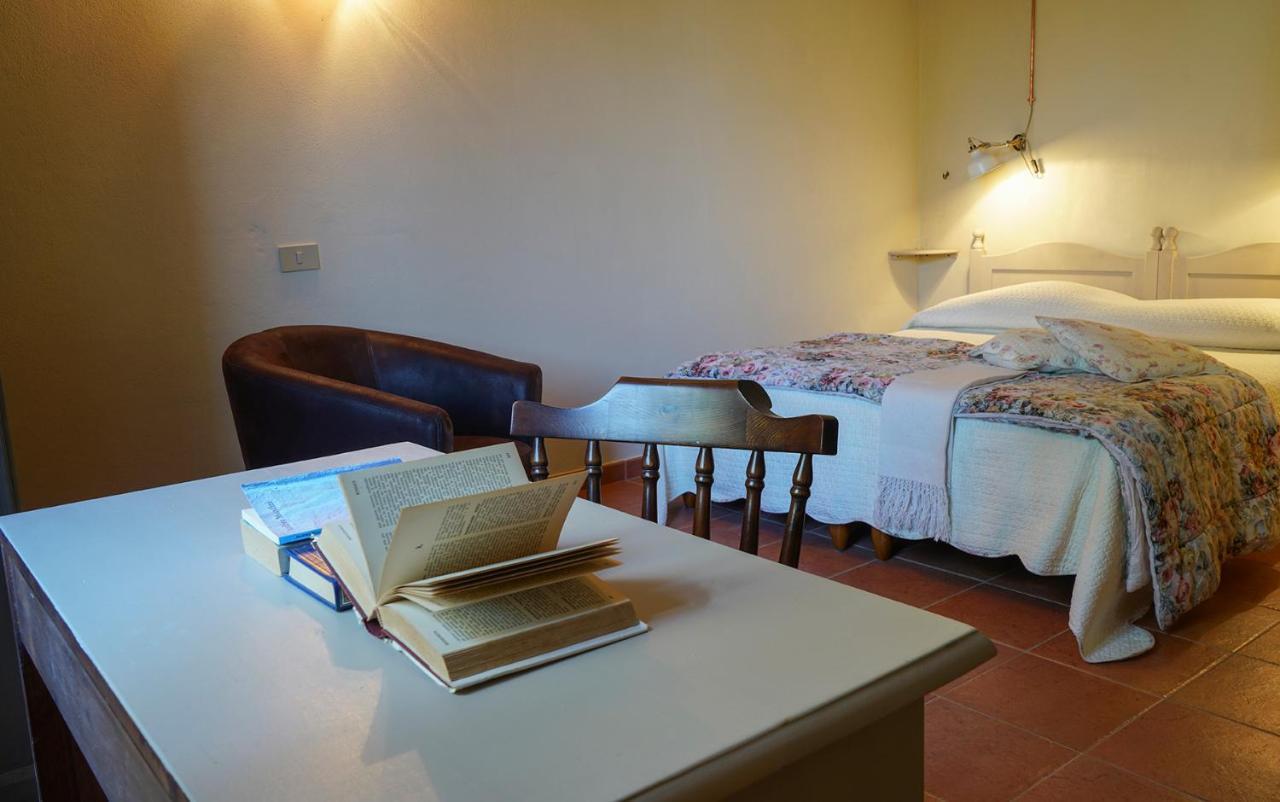 Locanda Degli Alberi ซัสเซ็ตตา ภายนอก รูปภาพ